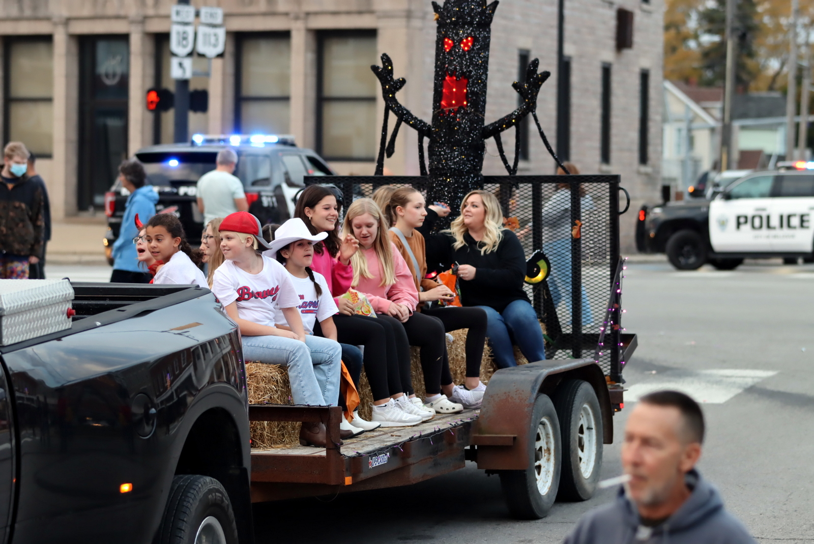 2023- halloweenparade 0813