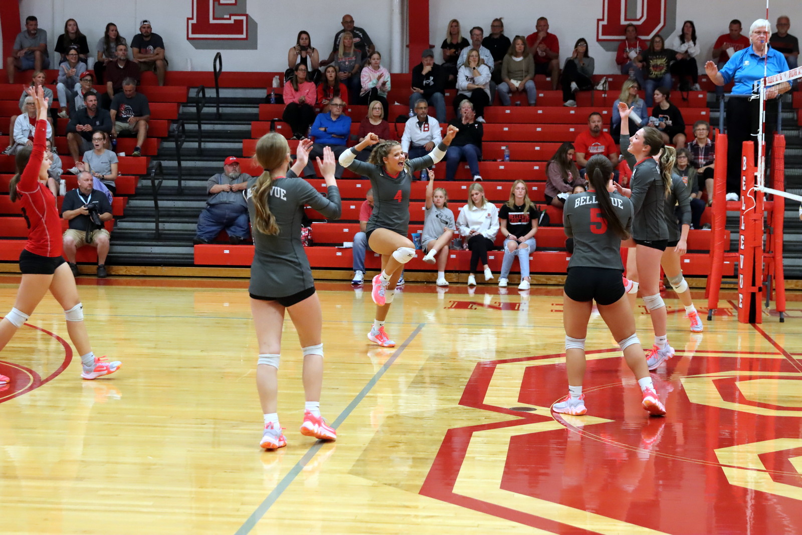 2023-vvbtiffin 0242