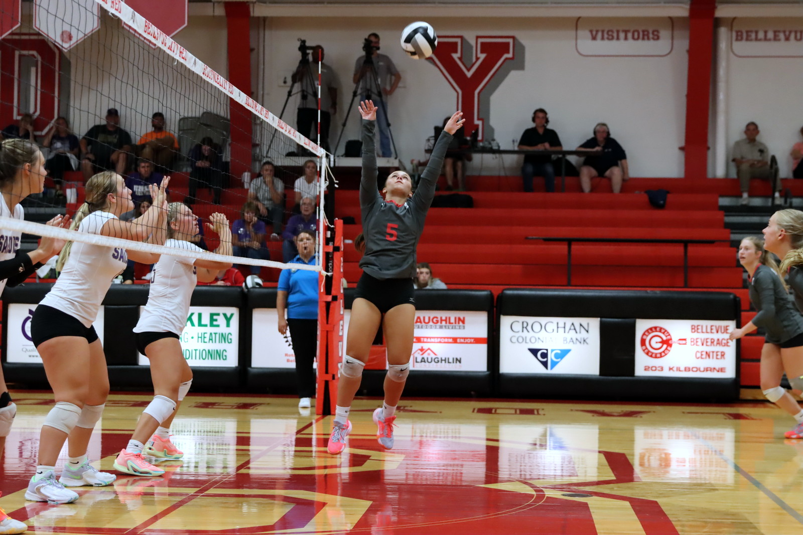 2023-vvbvermilion 0357