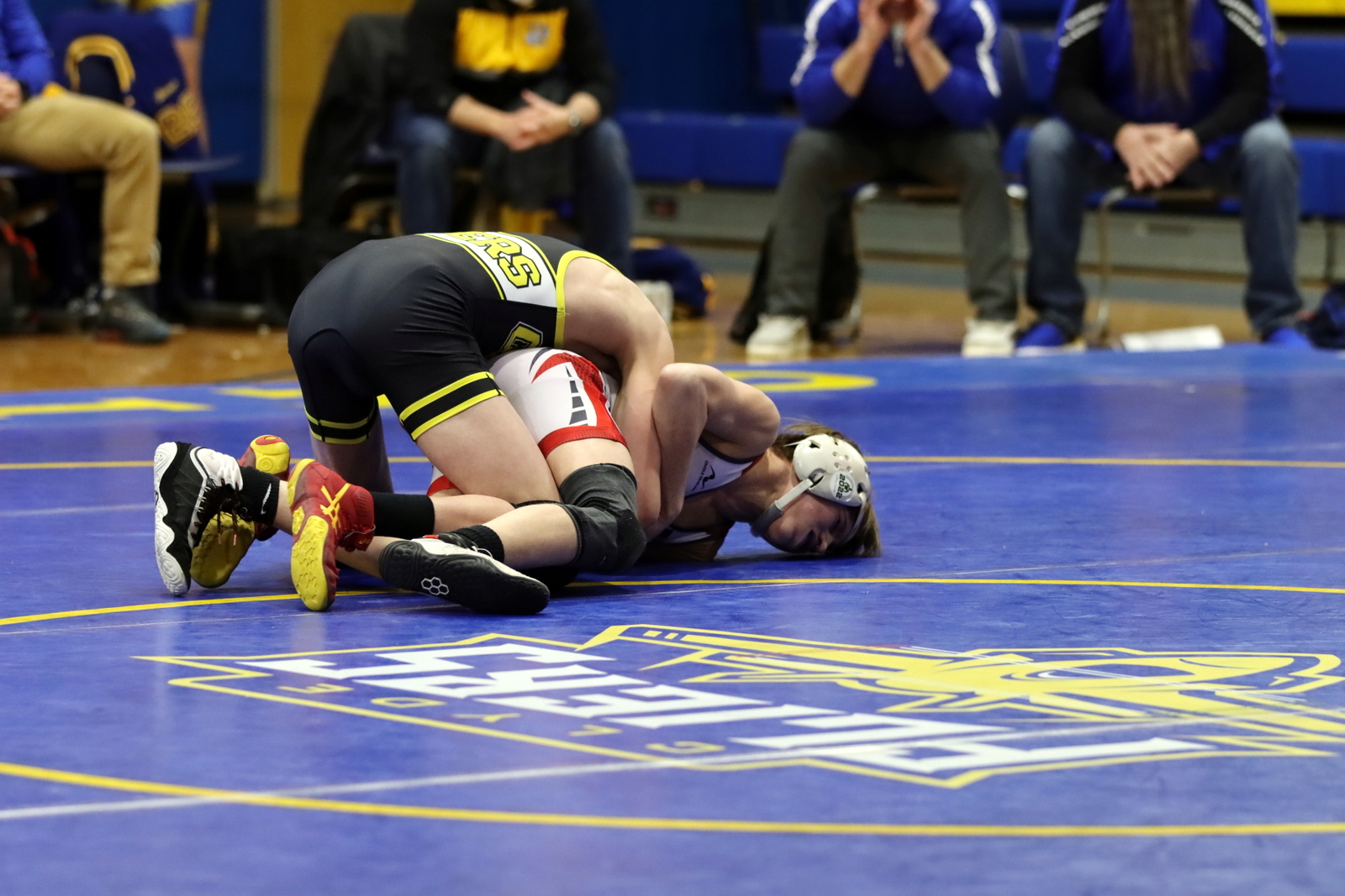 2024-vwrestlingatclyde-0159