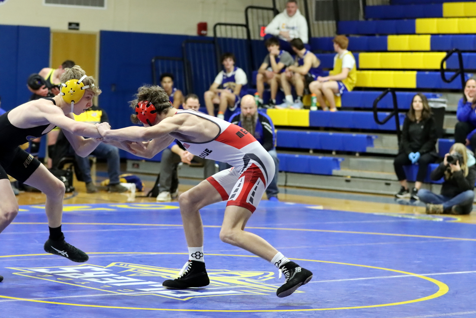 2024-vwrestlingatclyde-0252