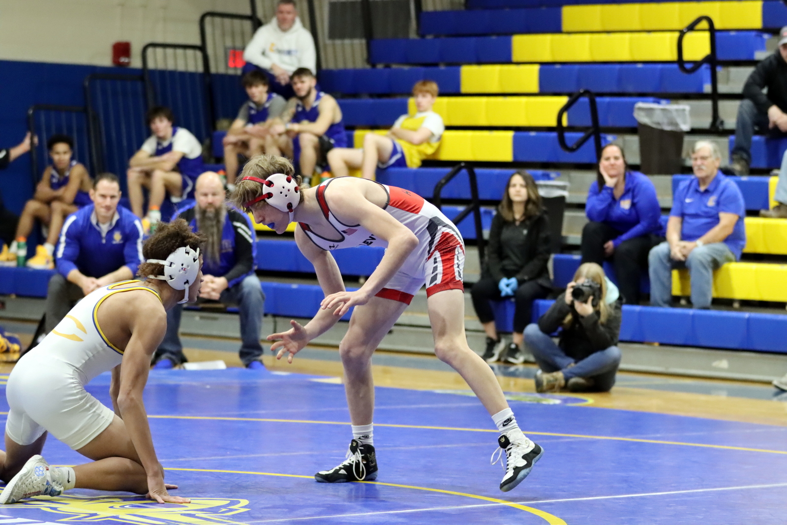 2024-vwrestlingatclyde-0385