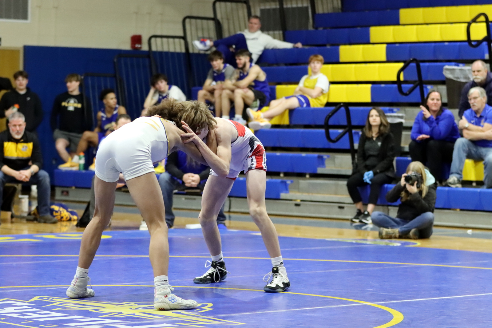 2024-vwrestlingatclyde-0487
