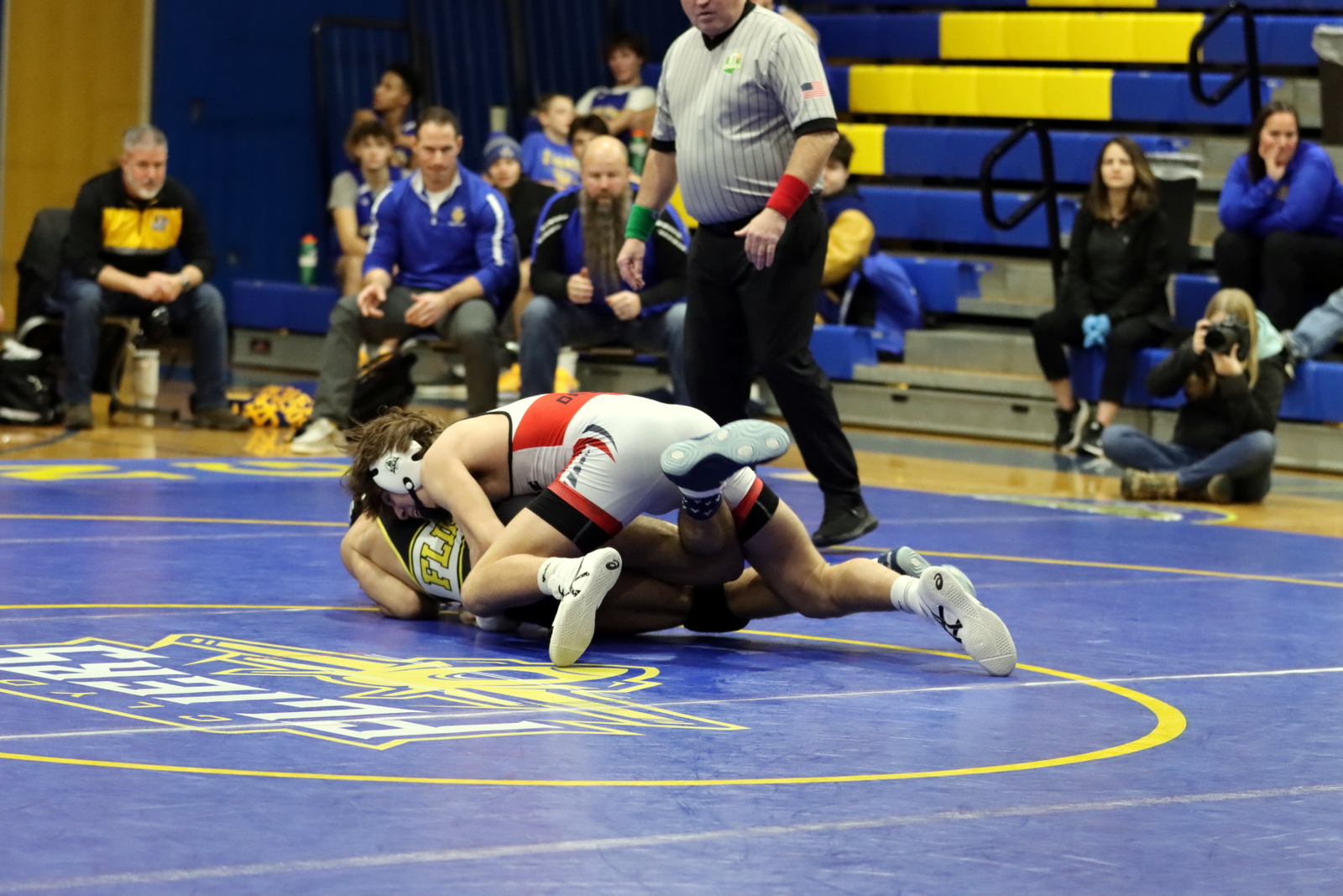2024-vwrestlingatclyde-0641
