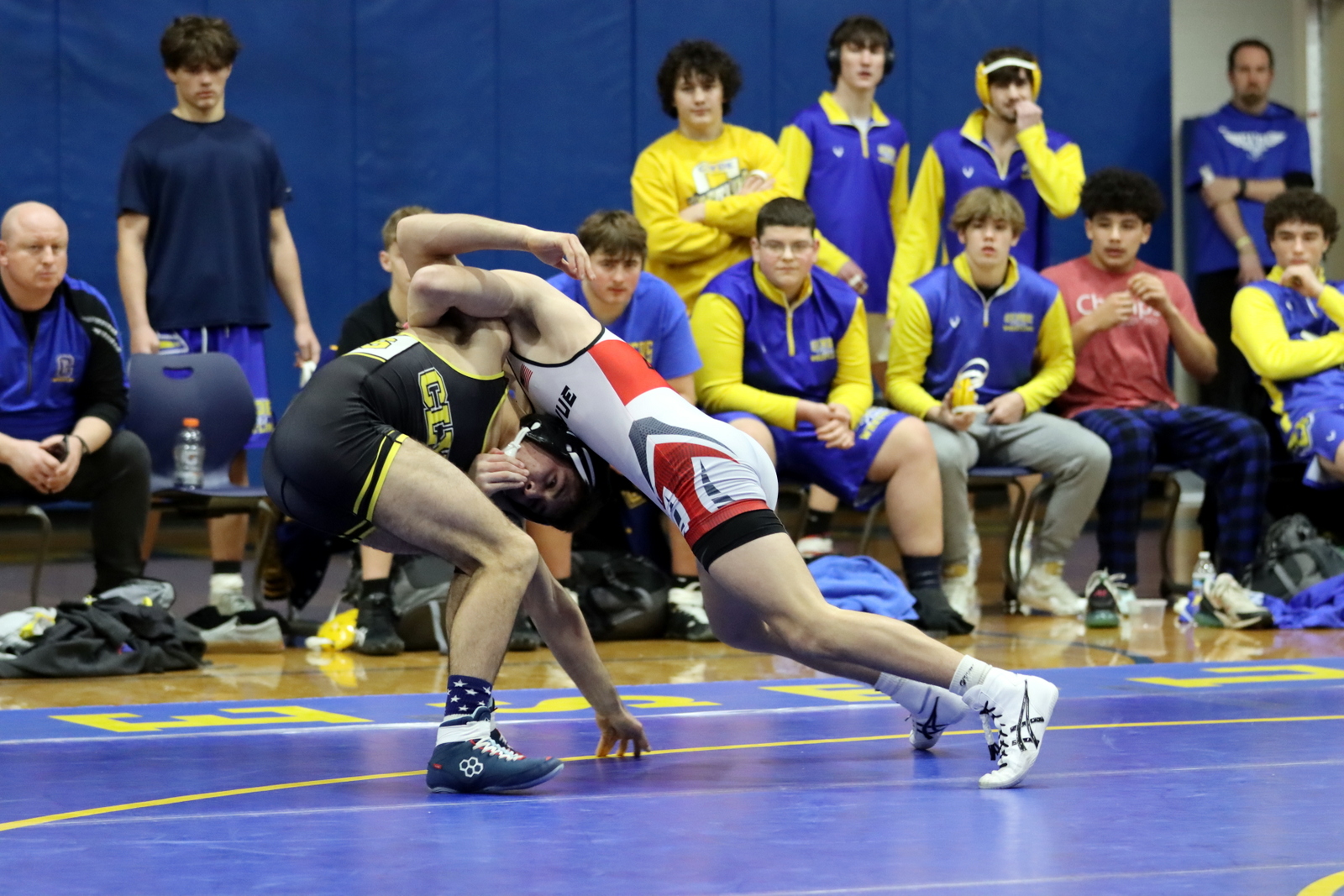 2024-vwrestlingatclyde-0687
