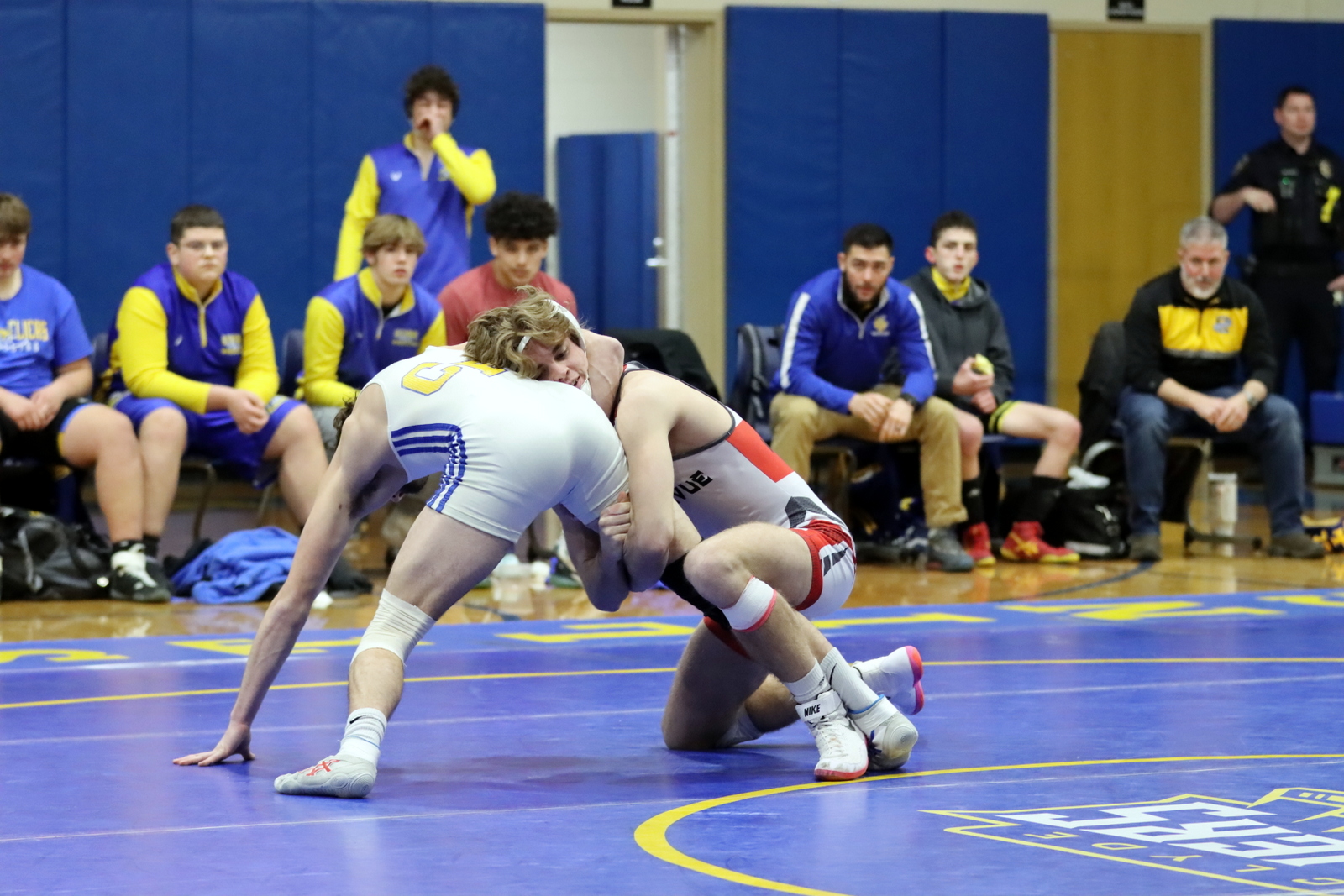 2024-vwrestlingatclyde-0764