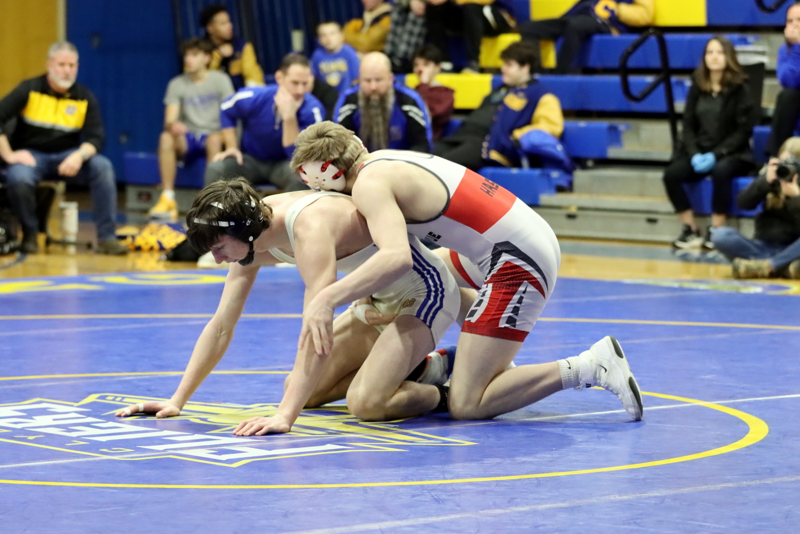 2024-vwrestlingatclyde-1015