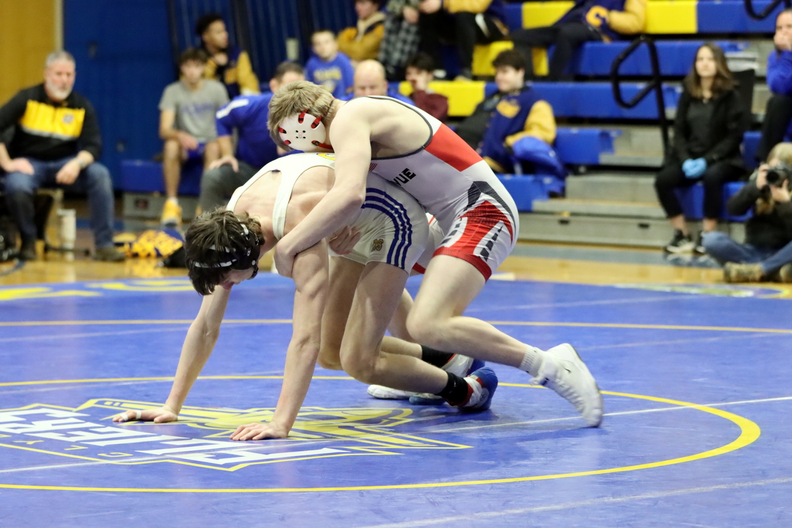 2024-vwrestlingatclyde-1018