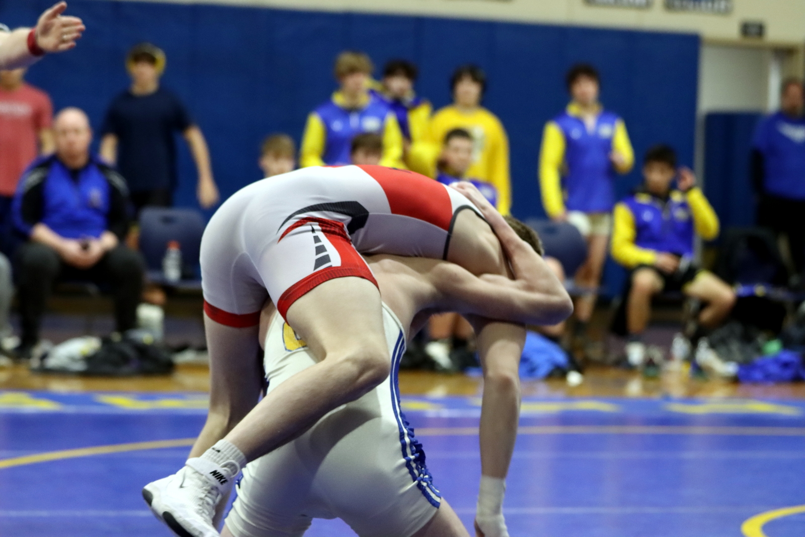 2024-vwrestlingatclyde-1041