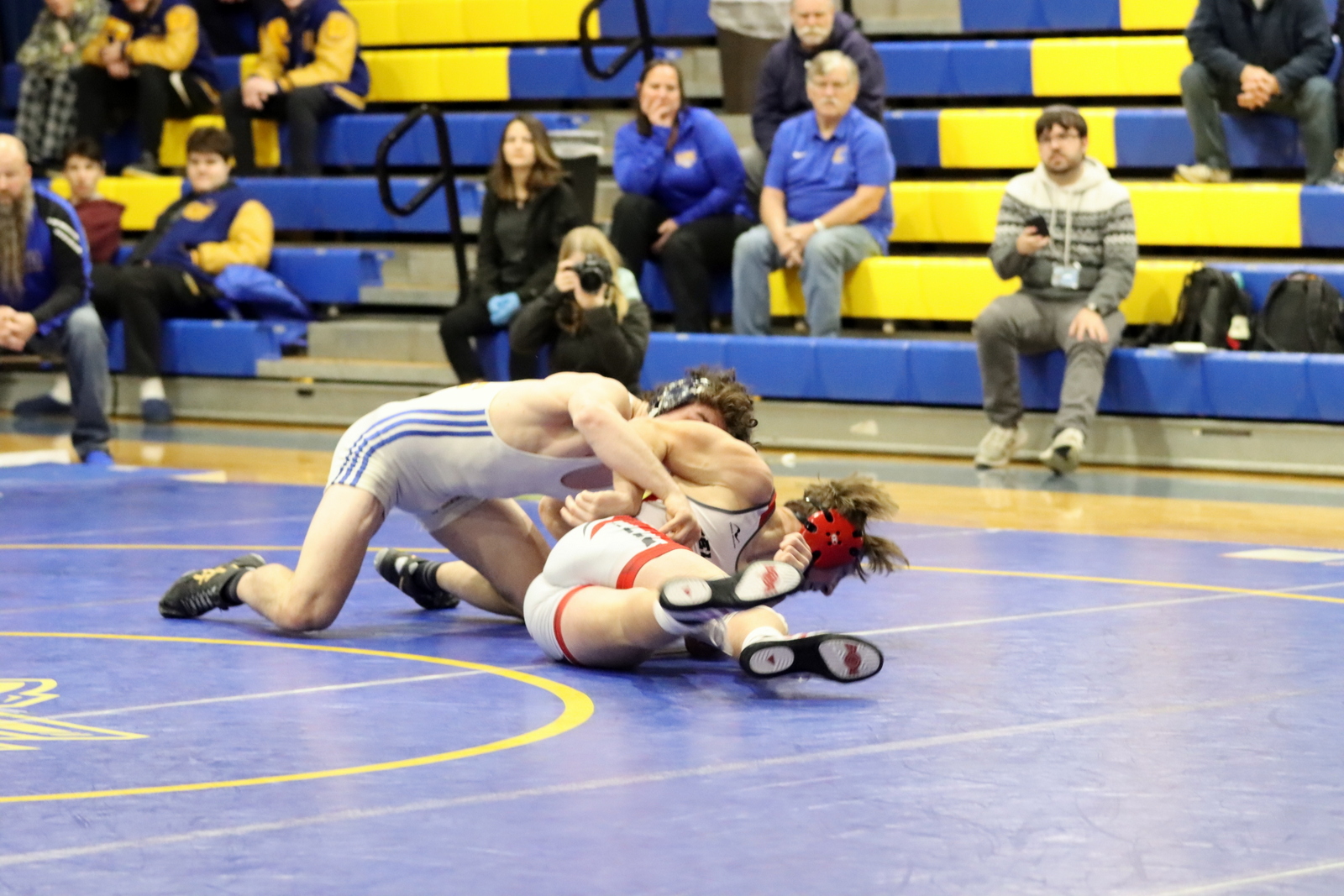 2024-vwrestlingatclyde-1133