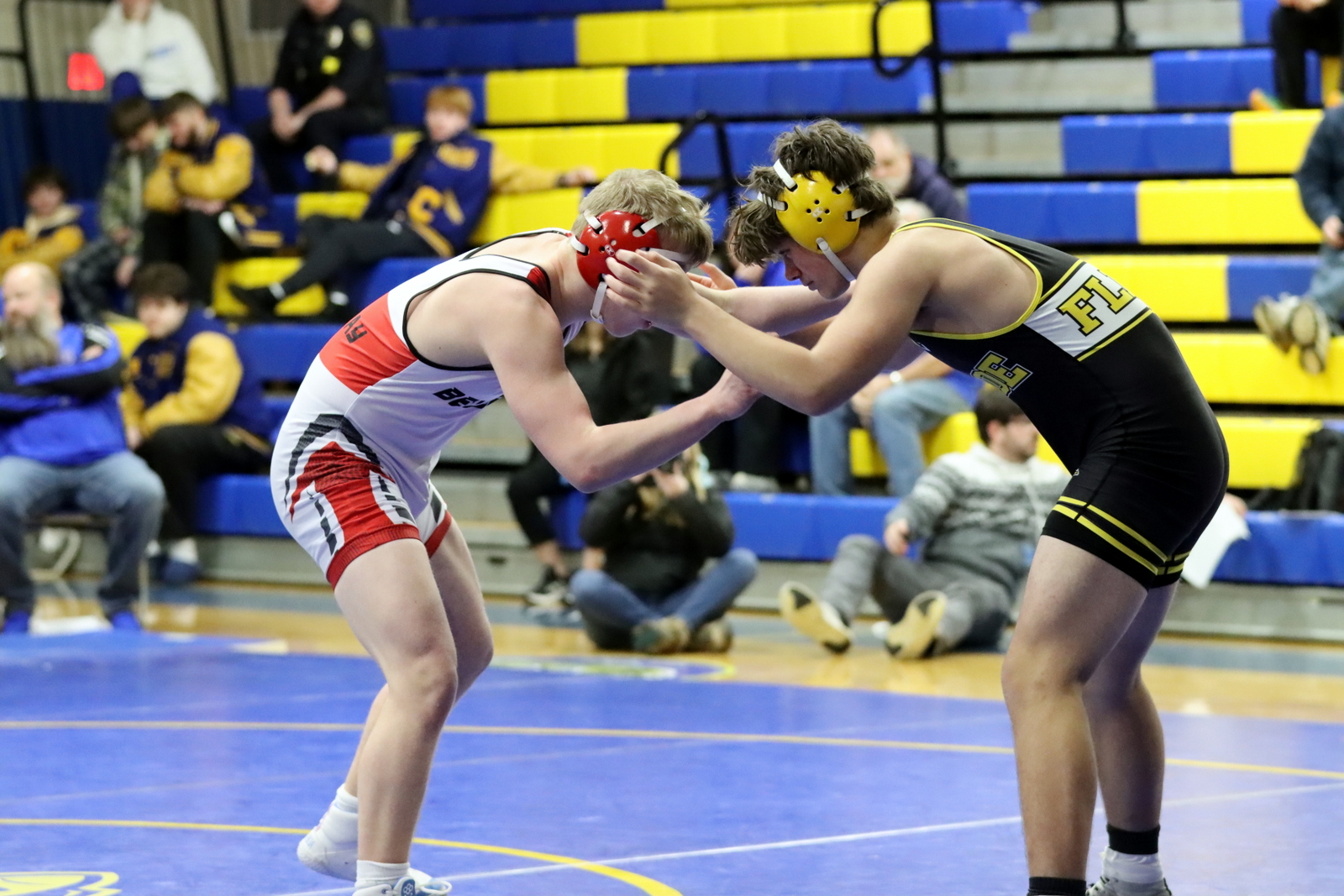 2024-vwrestlingatclyde-1201