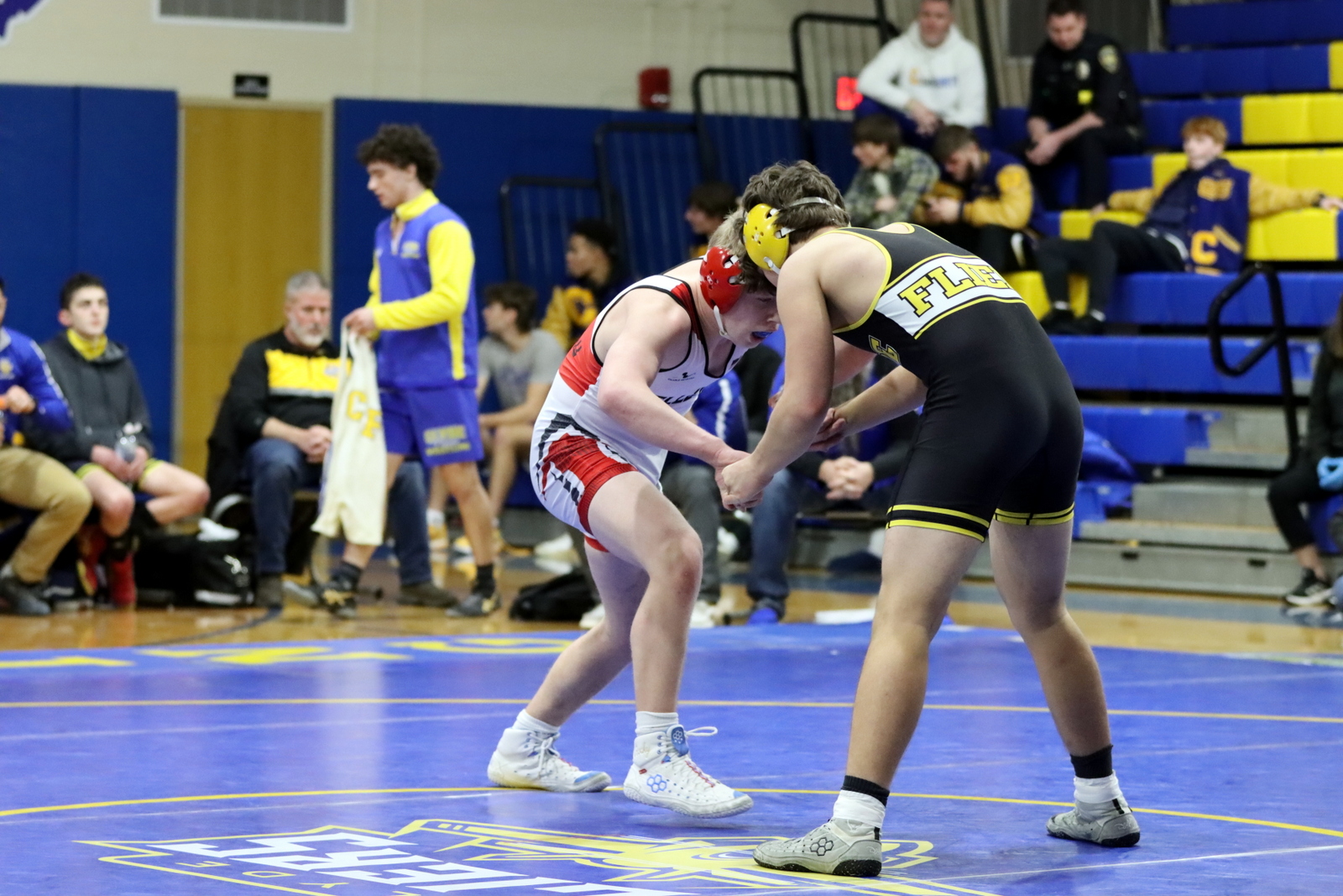 2024-vwrestlingatclyde-1285