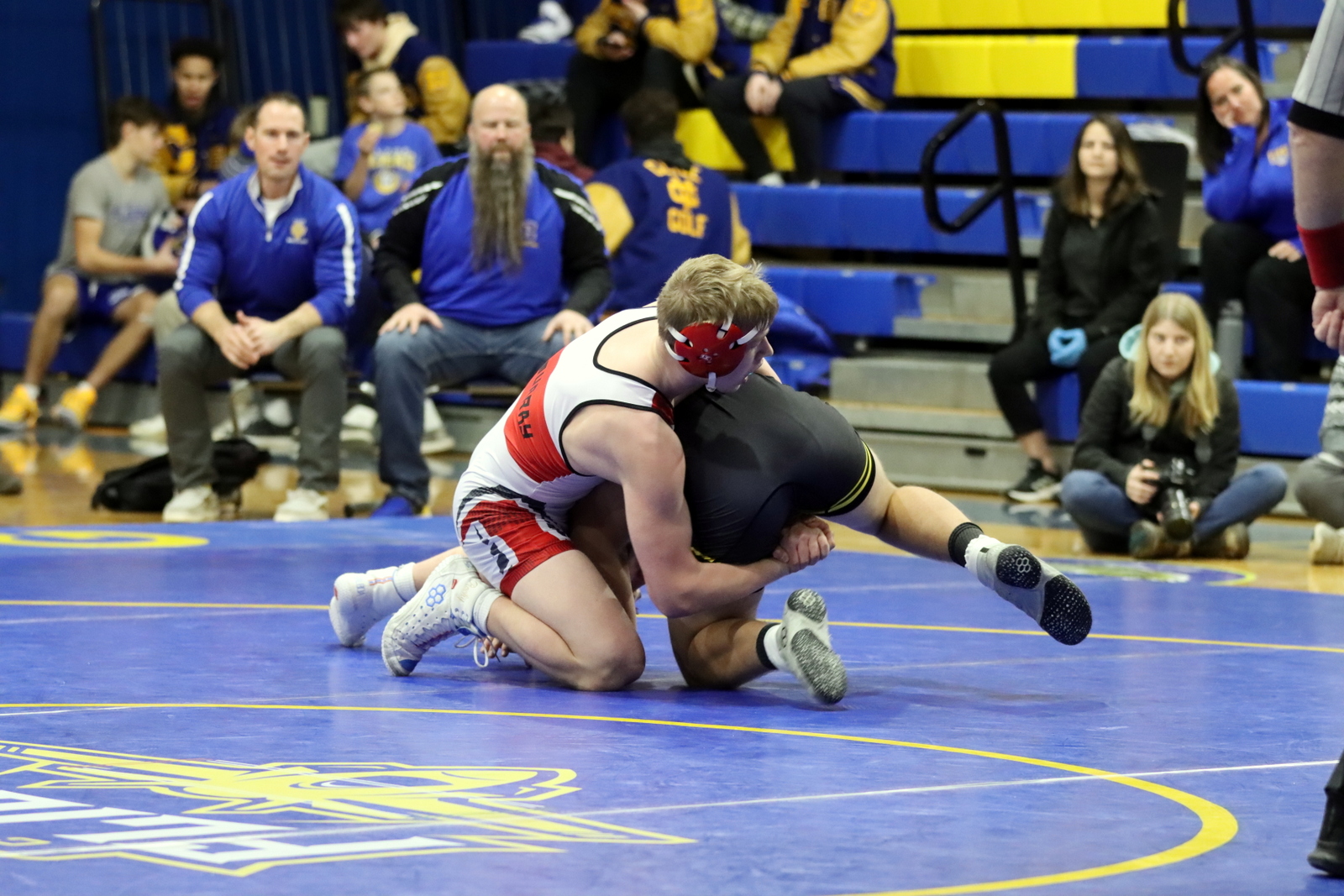 2024-vwrestlingatclyde-1297
