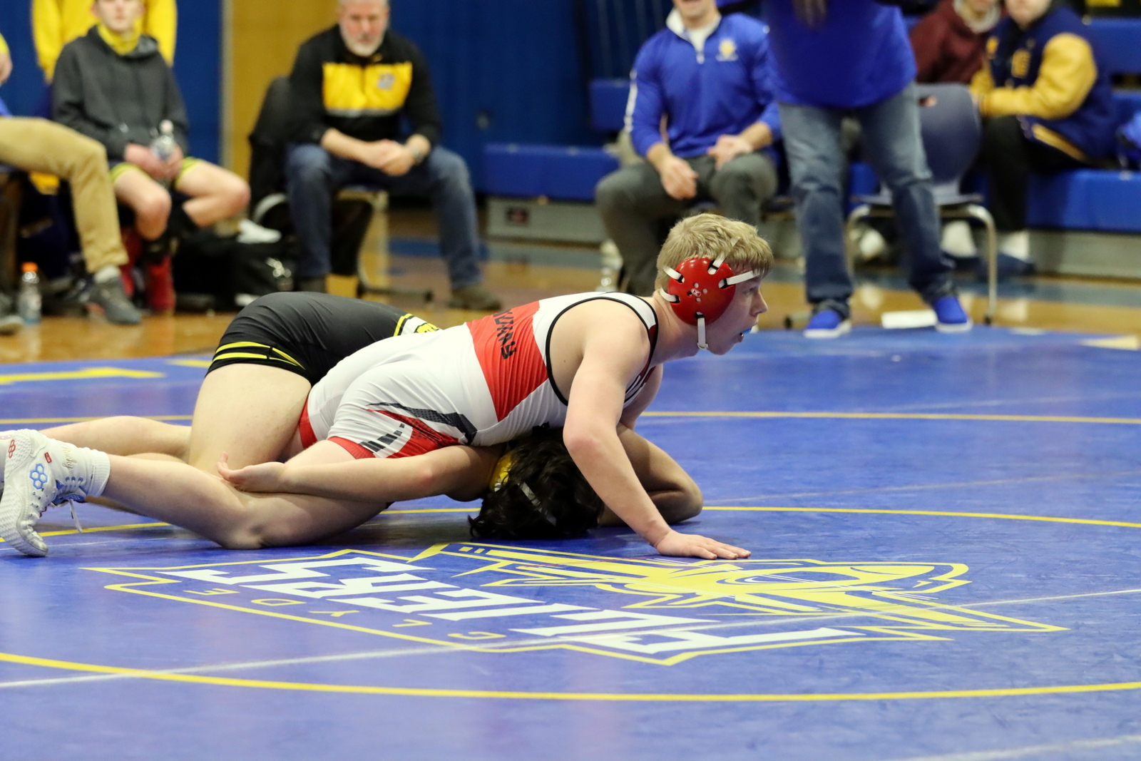 2024-vwrestlingatclyde-1336