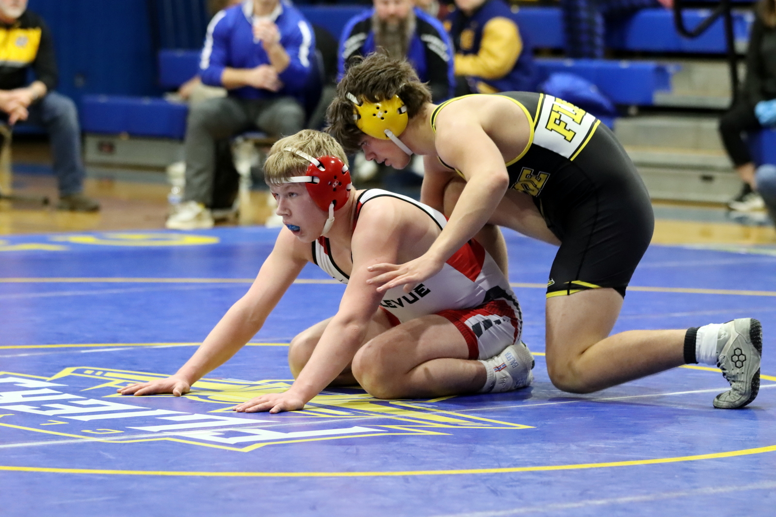 2024-vwrestlingatclyde-1342