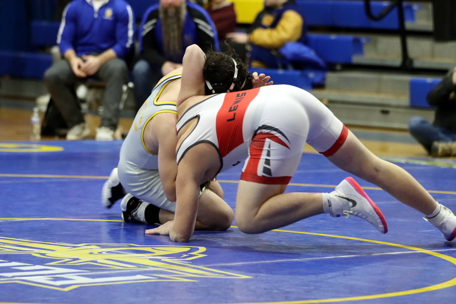 2024-vwrestlingatclyde-1436