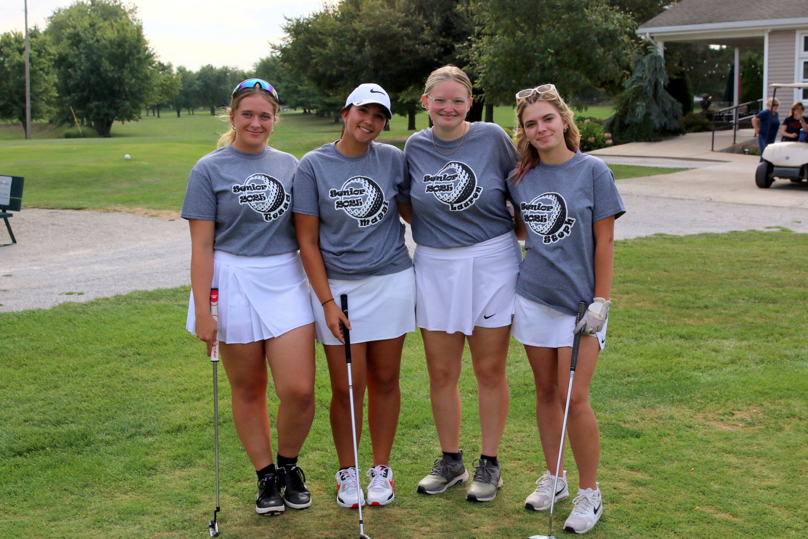 2024-VGGWillardSeniors-0039