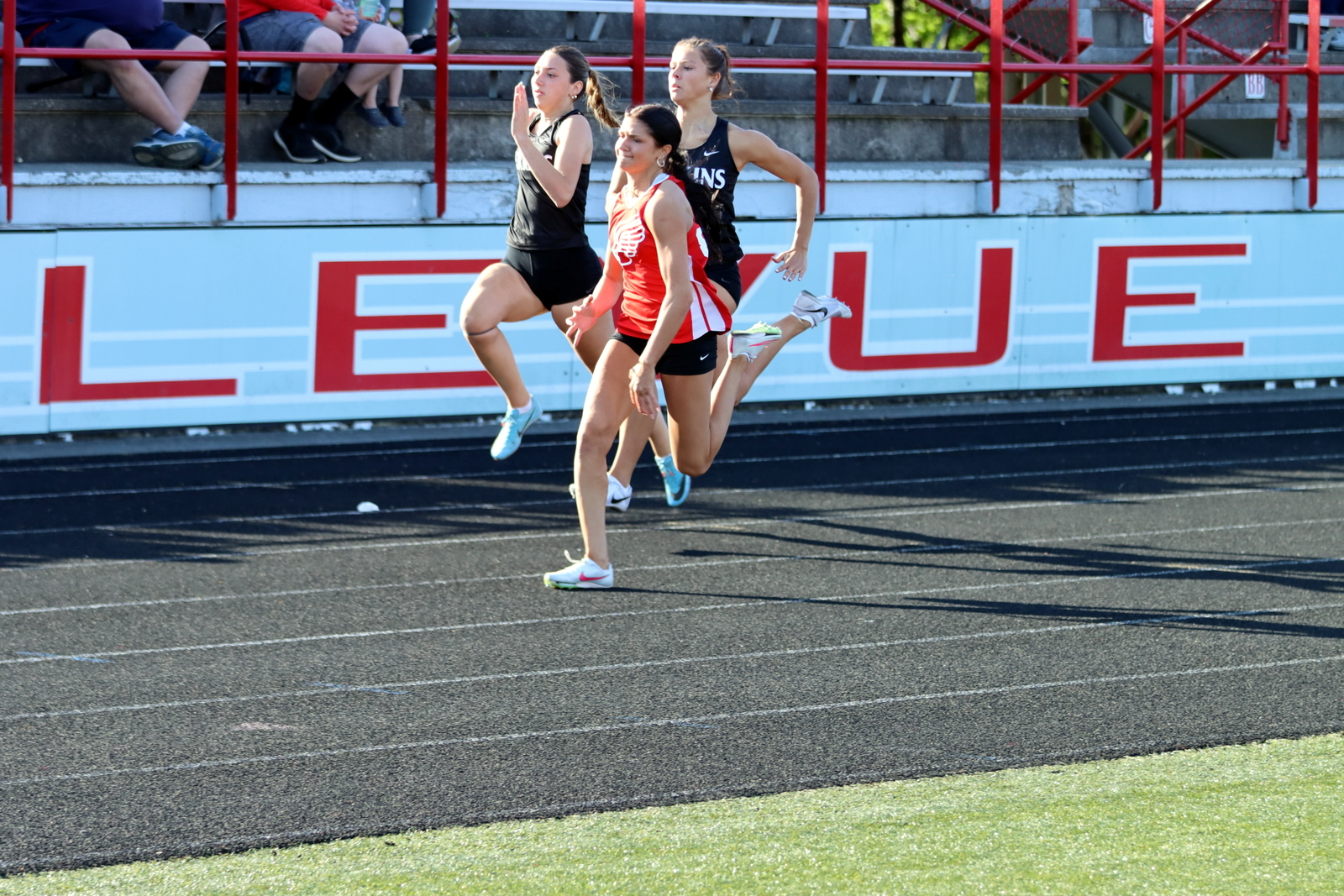 164-2024-trackelks-0717