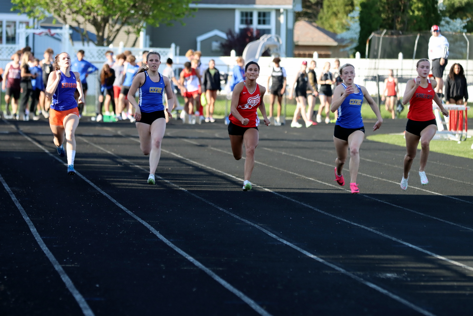 170-2024-trackelks-0733