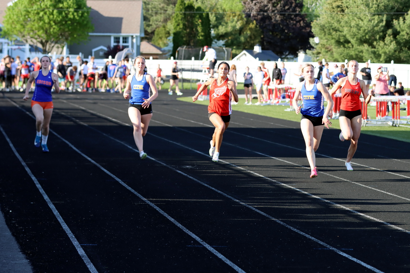 171-2024-trackelks-0742