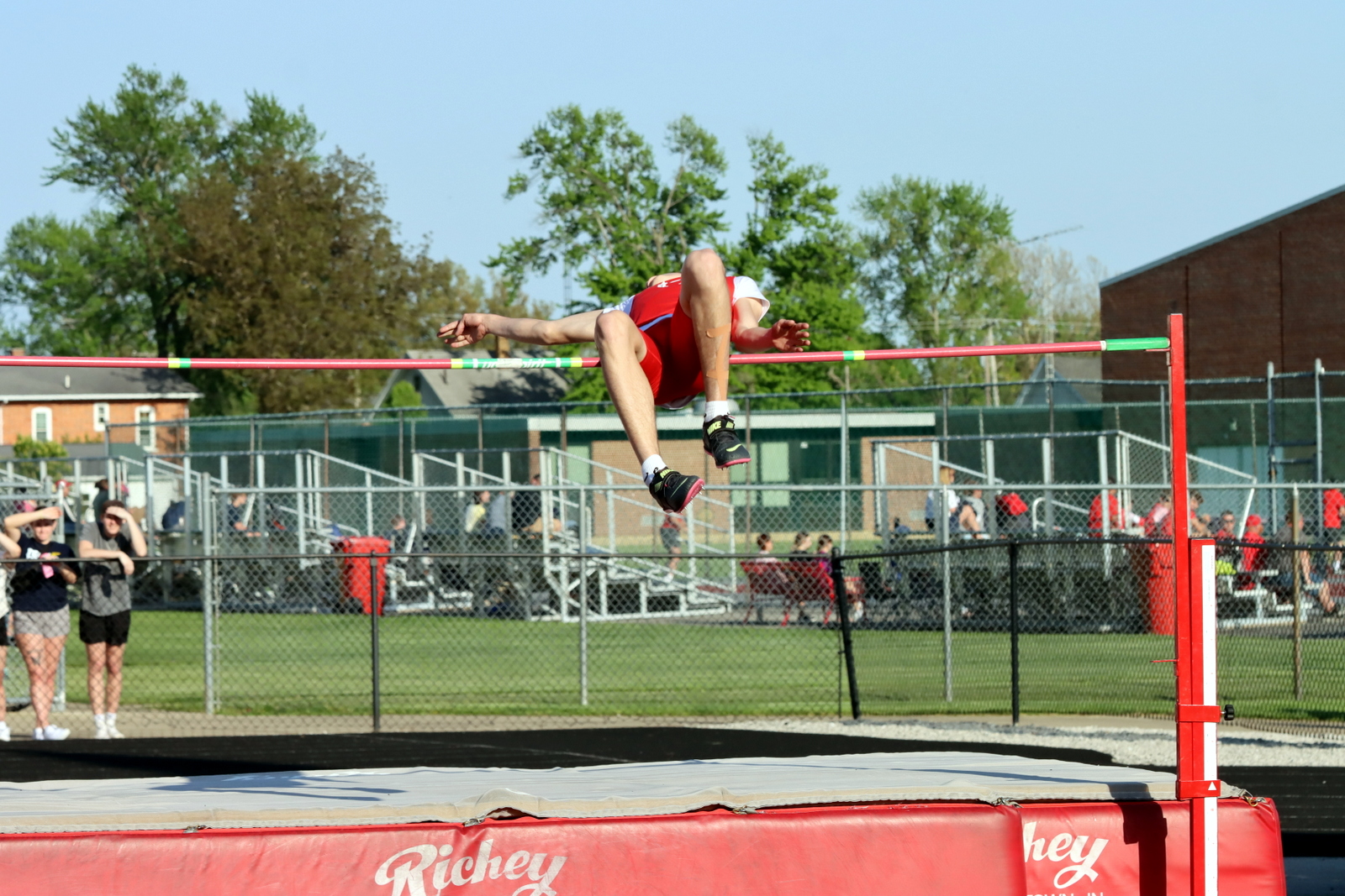 187-2024-trackelks-0808