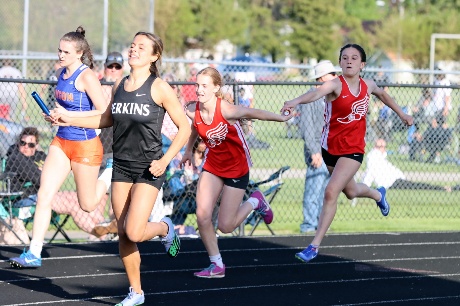 195-2024-trackelks-0847