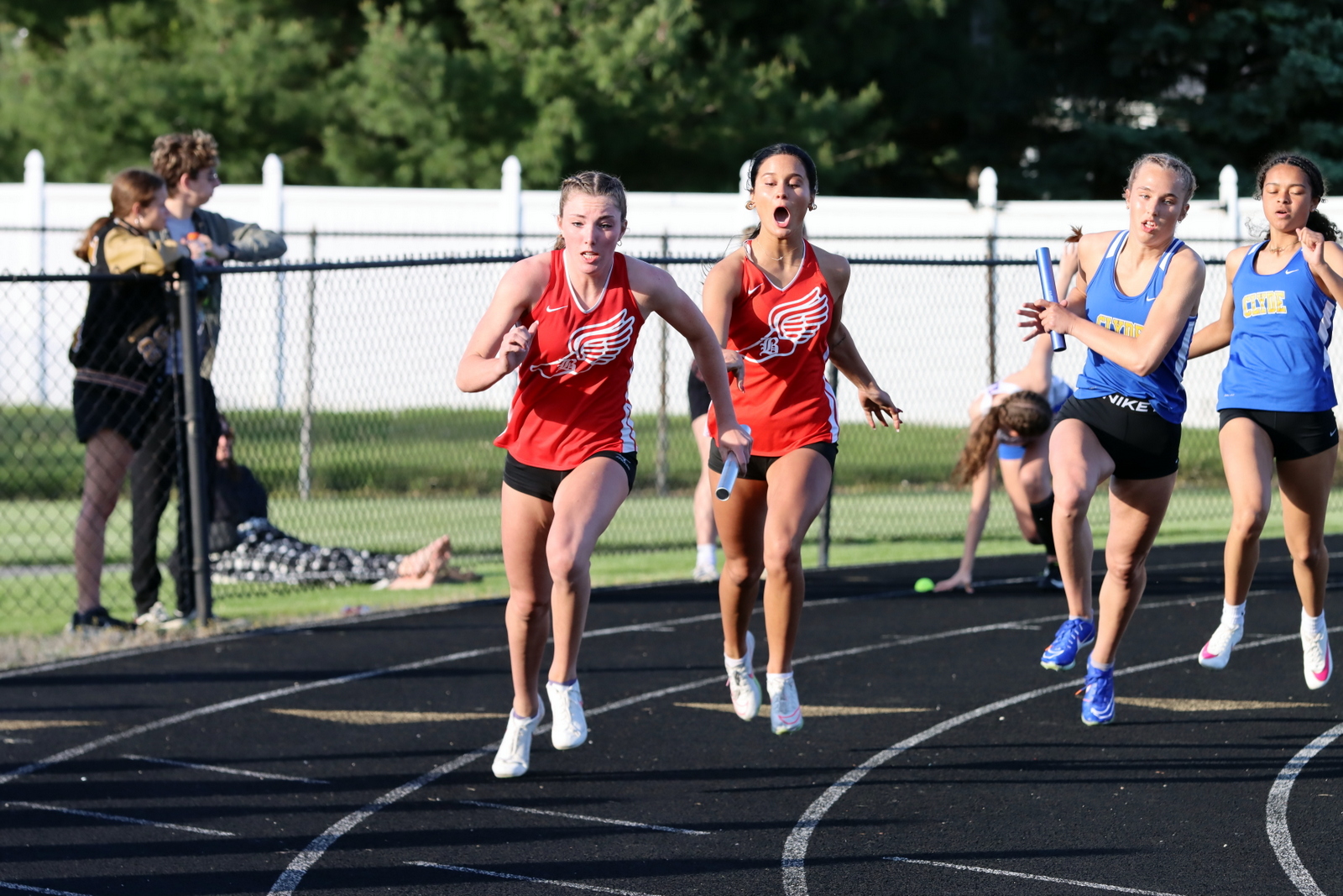 250-2024-trackelks-1127