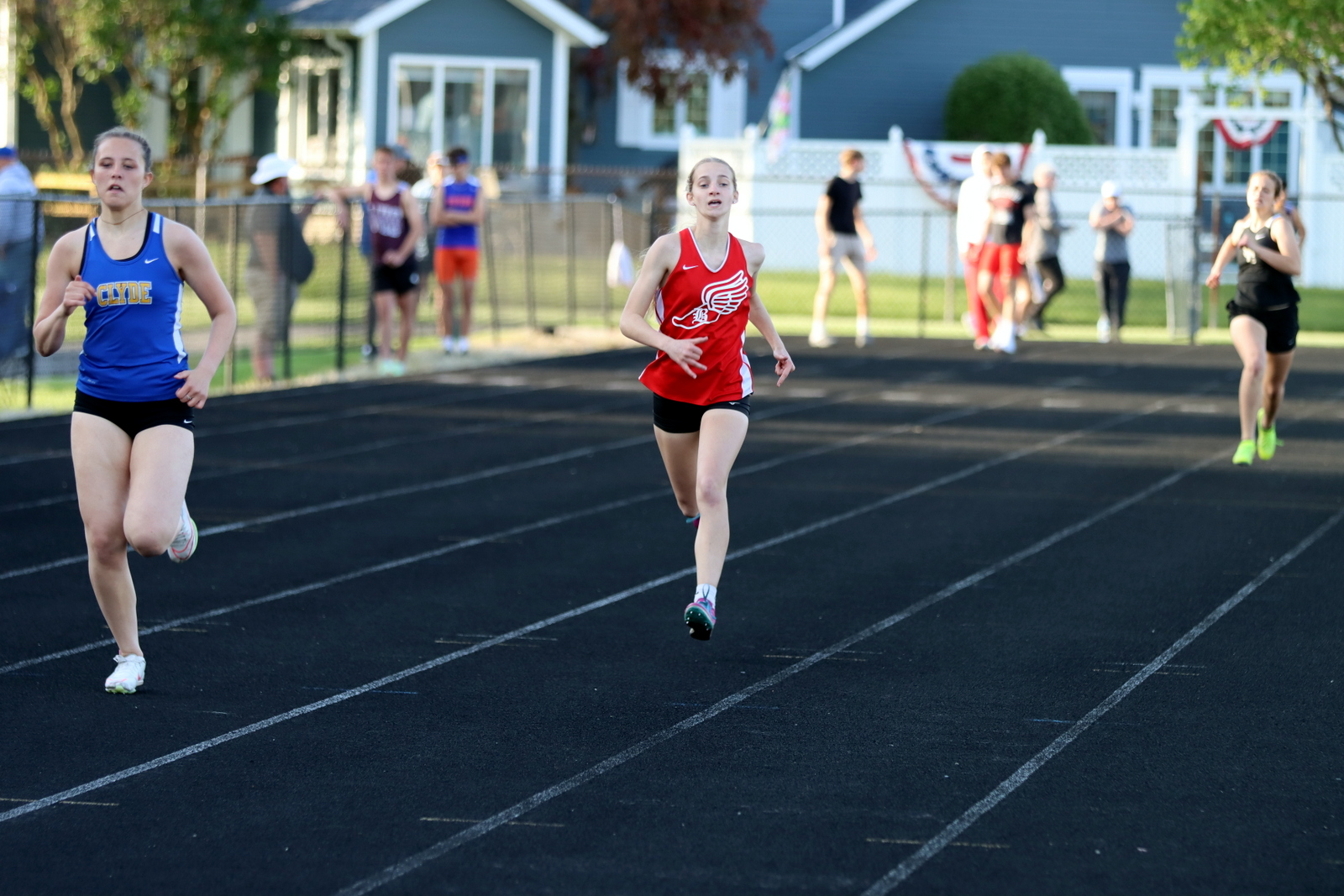 257-2024-trackelks-1166