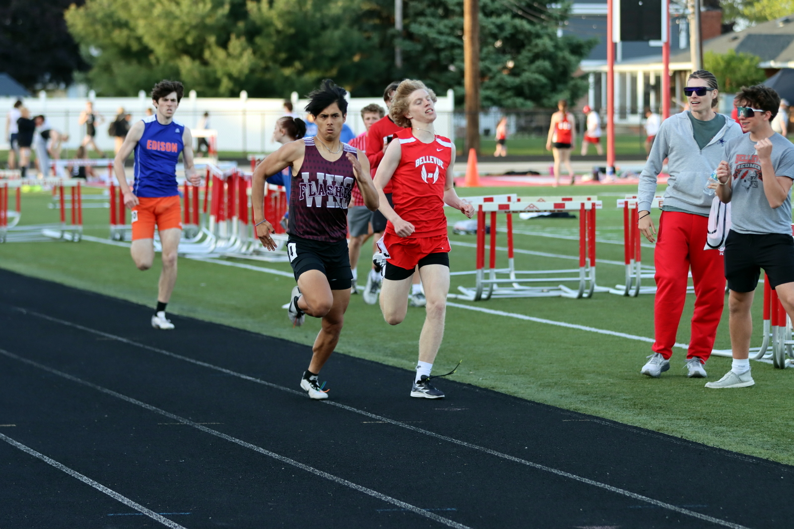 292-2024-trackelks-1355