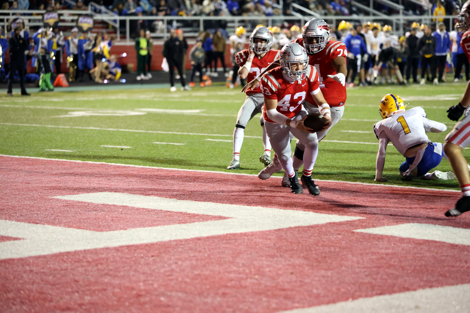 2025-bdeckvfbclyde-0783